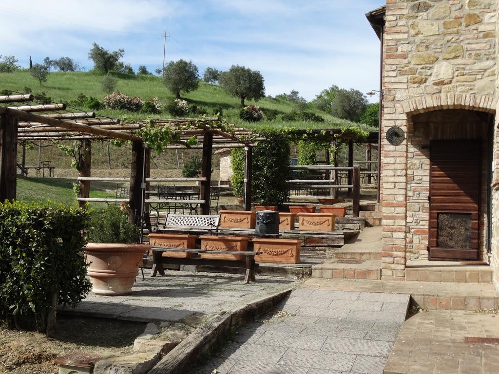 Casale Poggio Colpiccione Apartamento Passignano sul Trasimeno Exterior foto