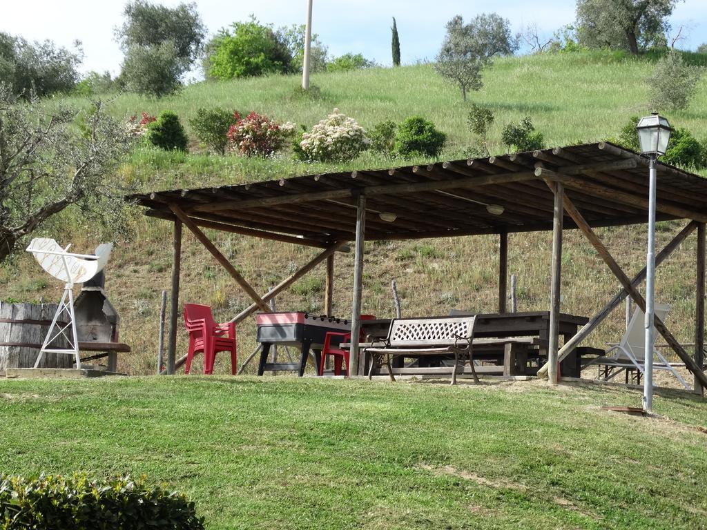 Casale Poggio Colpiccione Apartamento Passignano sul Trasimeno Exterior foto