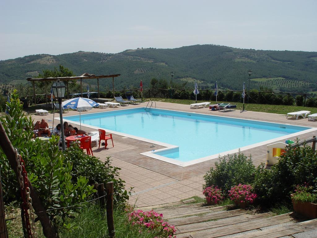 Casale Poggio Colpiccione Apartamento Passignano sul Trasimeno Exterior foto