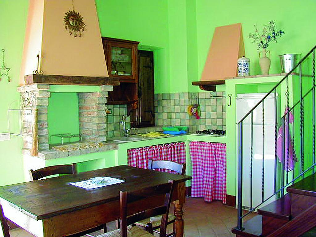 Casale Poggio Colpiccione Apartamento Passignano sul Trasimeno Exterior foto
