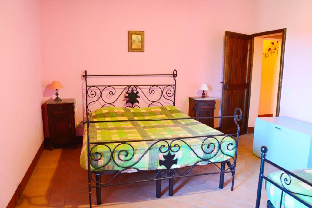 Casale Poggio Colpiccione Apartamento Passignano sul Trasimeno Exterior foto